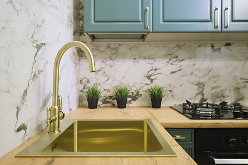 kitchen tiles colour as per vastu